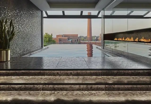 Rosewood Washington em Georgetown, piscina coberta moderna com parede de vidro